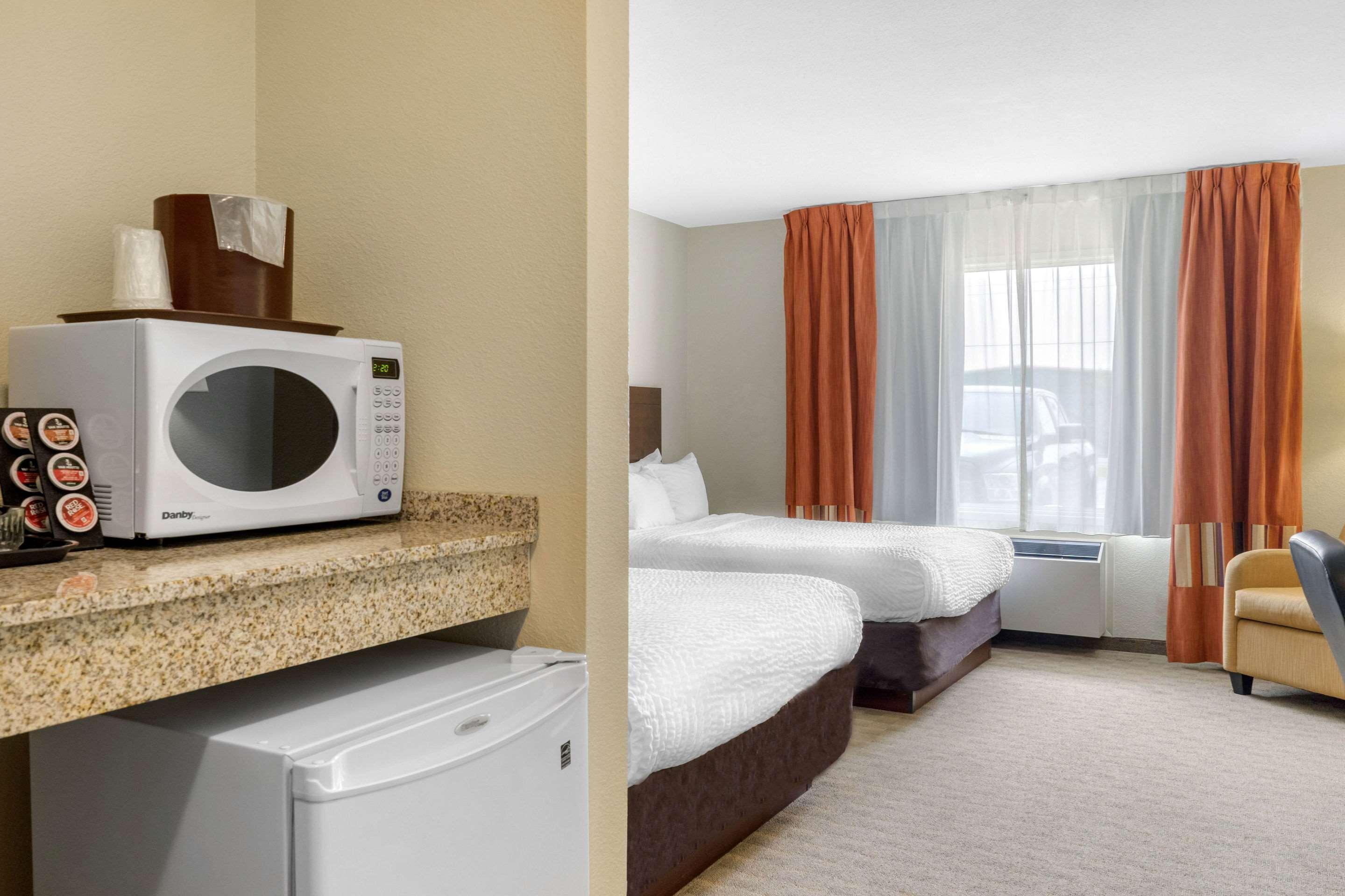 Quality Inn & Suites Winkler Exteriér fotografie