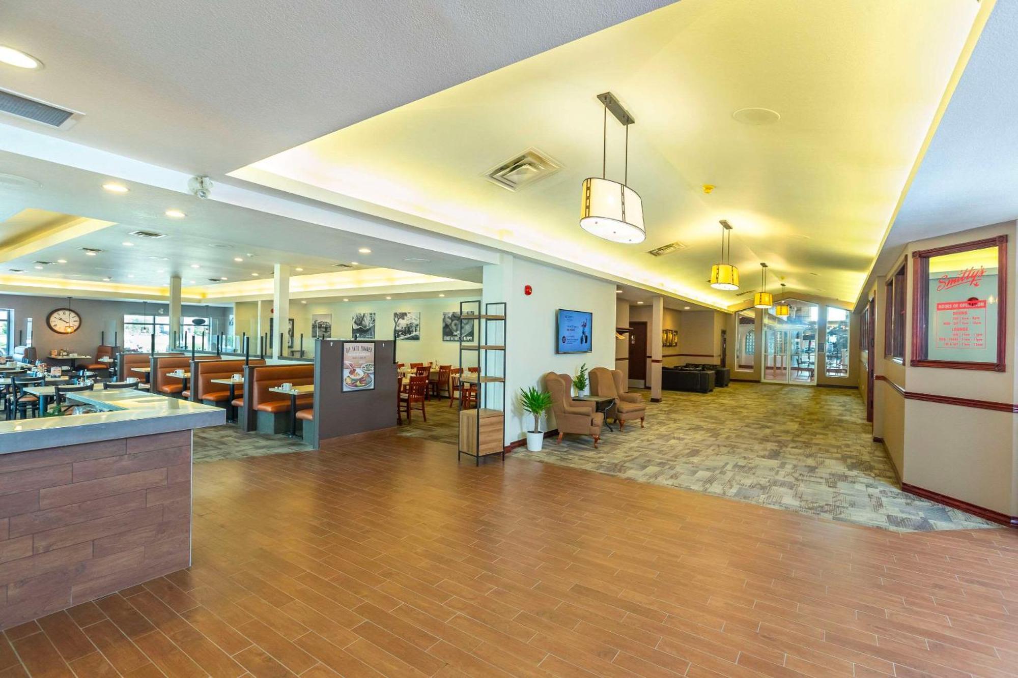 Quality Inn & Suites Winkler Exteriér fotografie