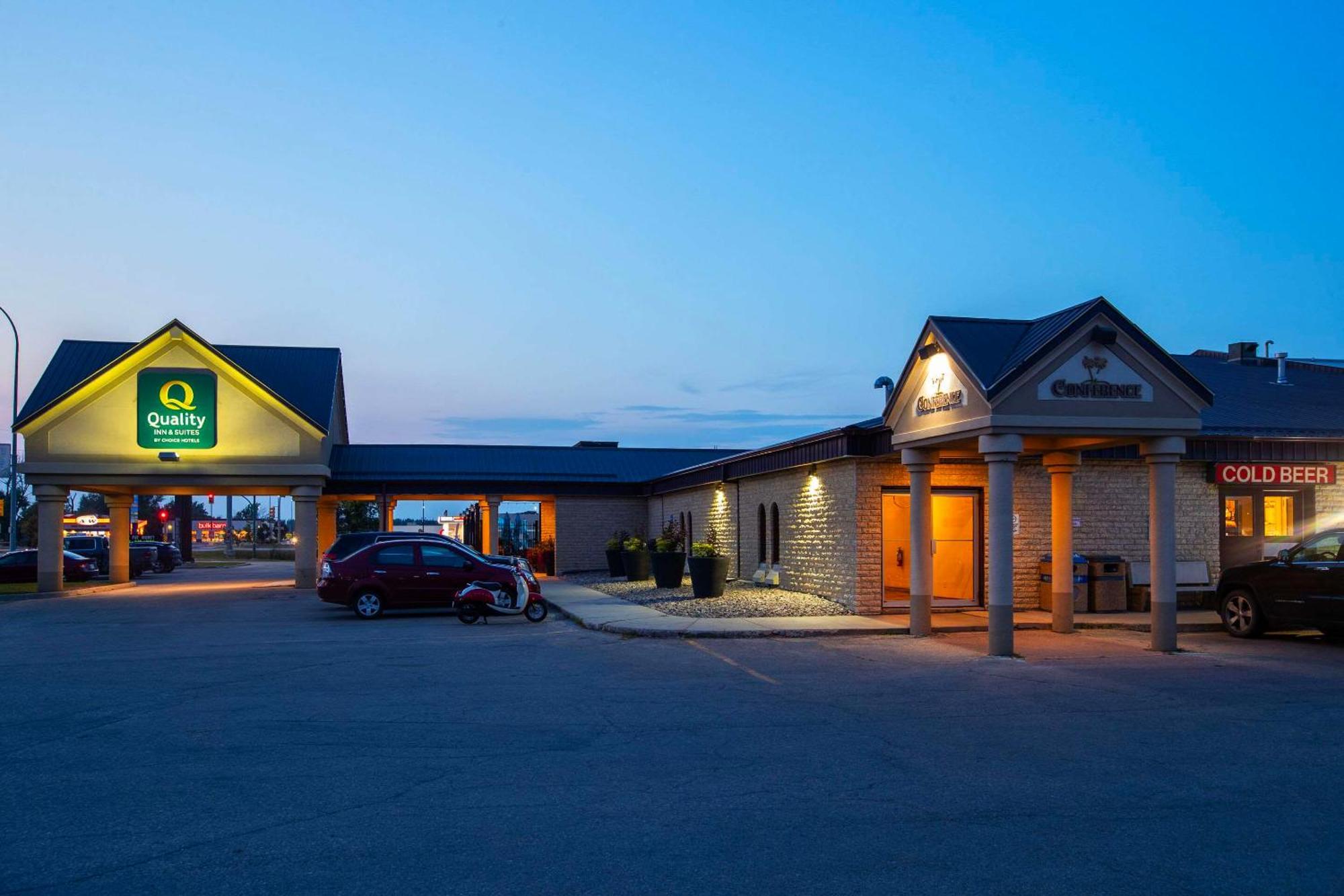 Quality Inn & Suites Winkler Exteriér fotografie